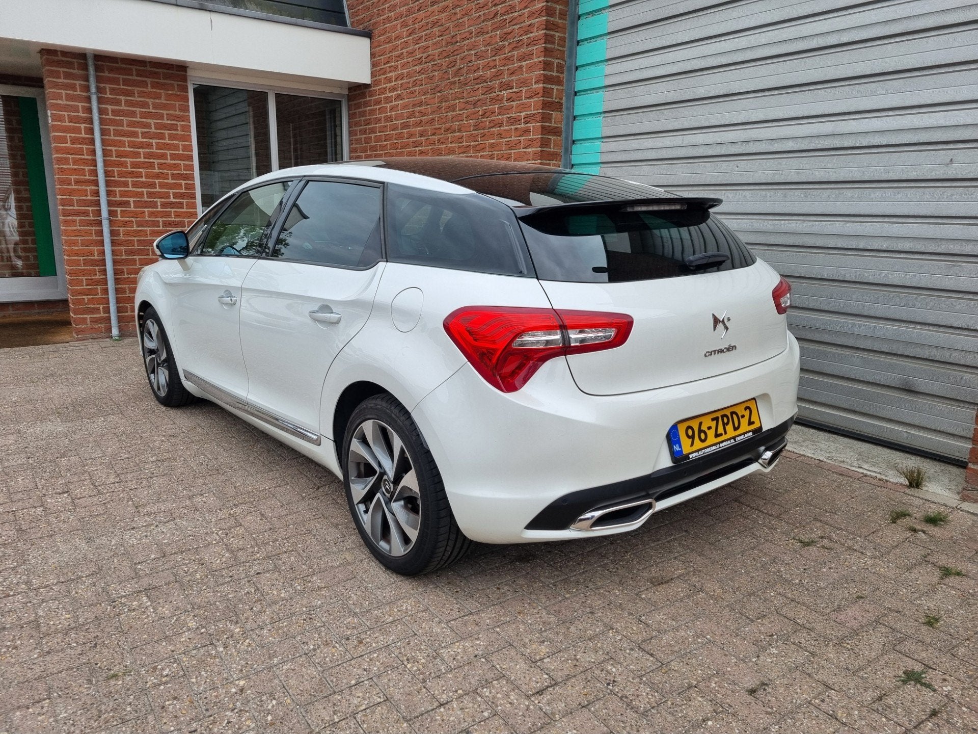 Citroen DS5 1.6 THP So Chic 115kw Automaat Bj:2012 NAP!, Auto's, Citroën, Gebruikt, Wit, 1500 kg, Hatchback