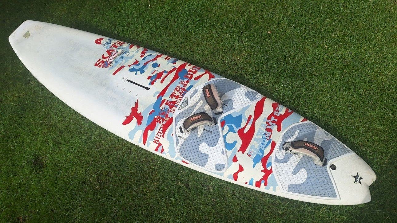 Fanatic Skate 100 en Neilpryde Combat 3.5 4.2 en 4.5, Watersport en Boten, Ophalen of Verzenden, Gebruikt, Complete set