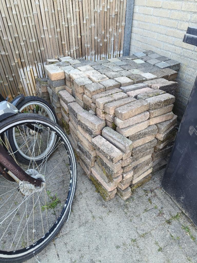 Klinkers. Gratis op te halen, Tuin en Terras, Tegels en Klinkers, Ophalen, Gebruikt, Klinkers, 10 m² of meer