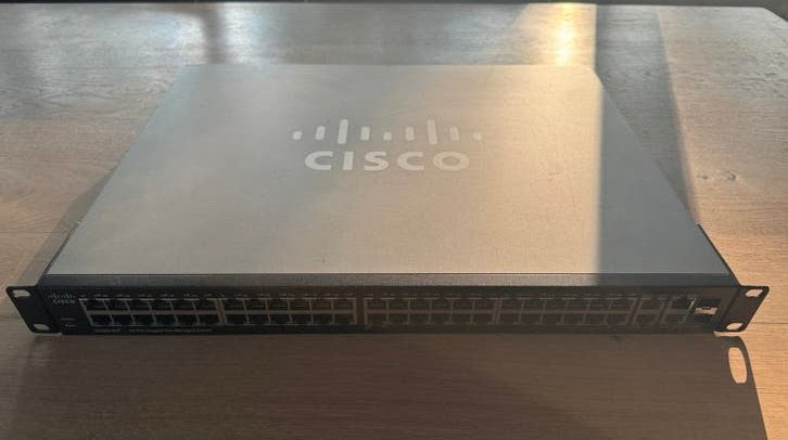 Cisco SG300 Managed 52P POE-switch, Ophalen of Verzenden, Zo goed als nieuw