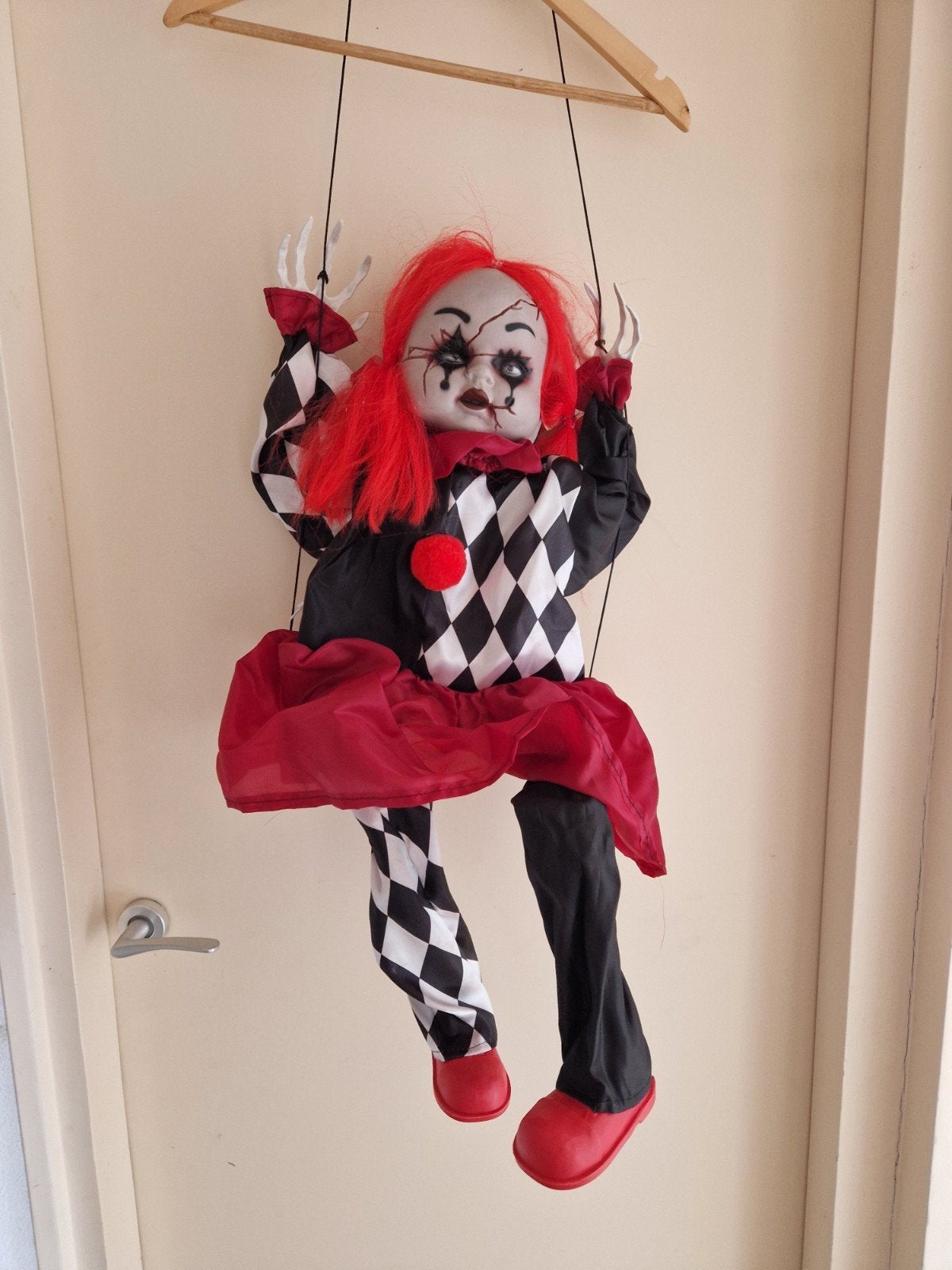 Griezelige Halloween Clown met licht en geluid, Ophalen, Zo goed als nieuw