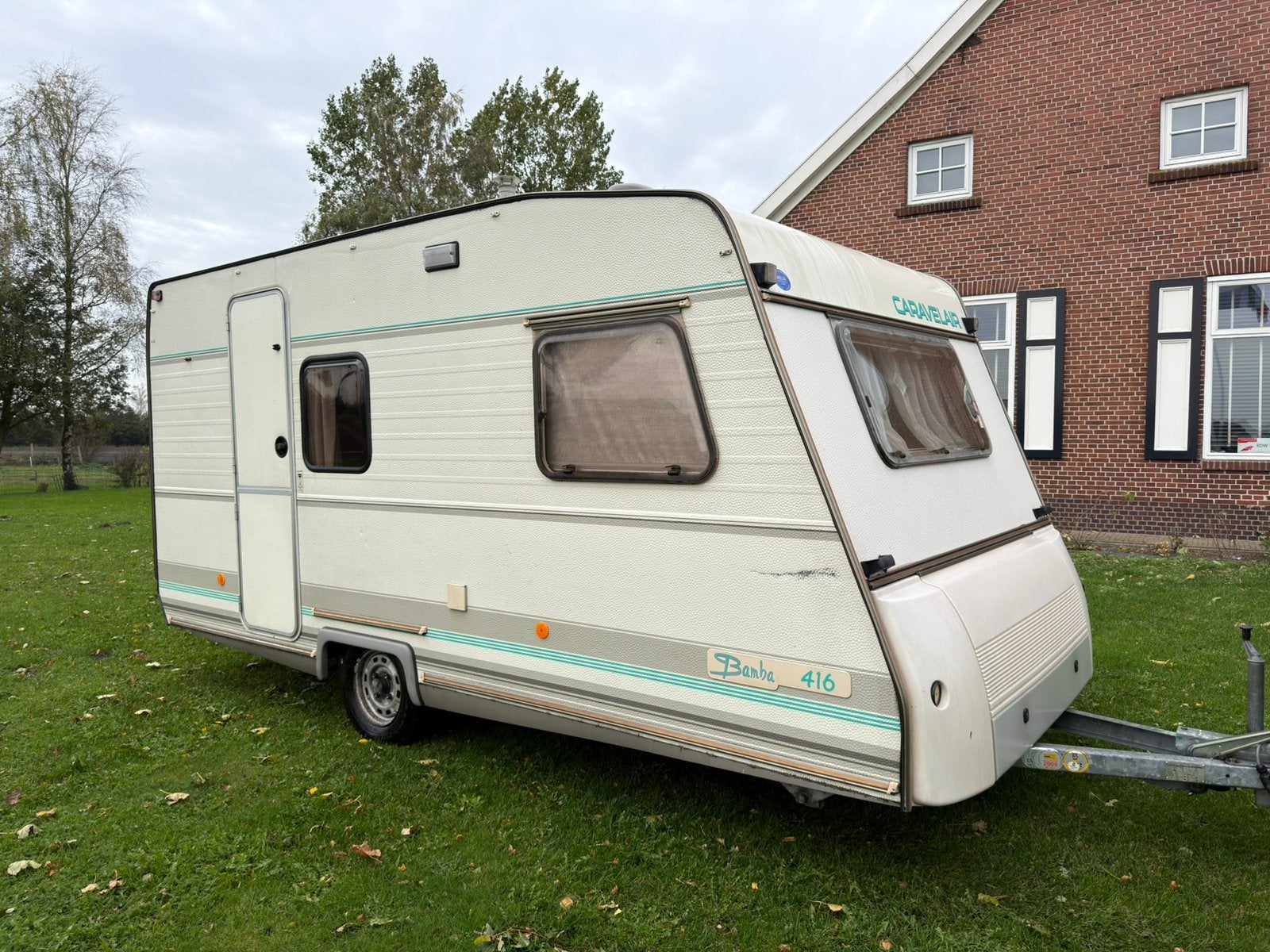 Caravelair (1991) | 5 slaapplaatsen | Stapelbed | Voortent, Caravans en Kamperen, Vast bed, Koelkast, Bedrijf, Treinzit