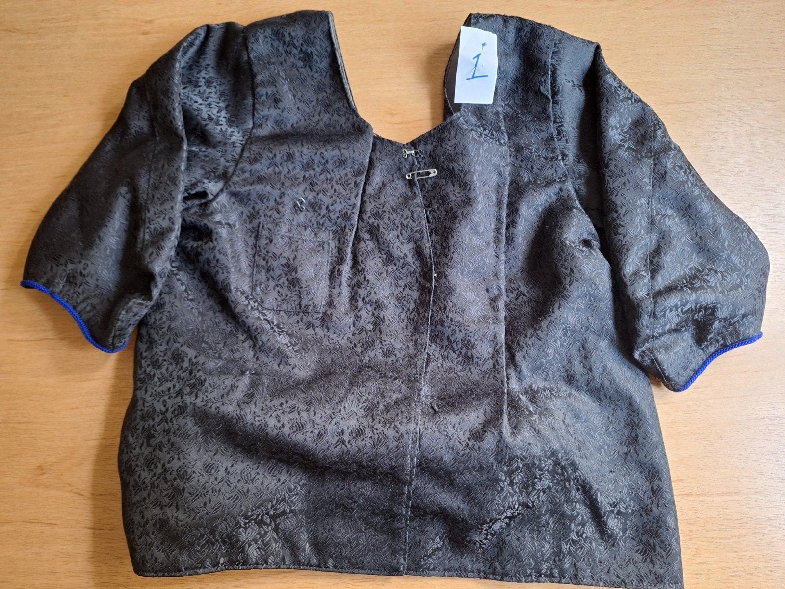 zwarte borstrok, gedragen bij klederdracht Staphorst, Antiek en Kunst, Antiek | Kleding en Accessoires, Ophalen of Verzenden, Dames