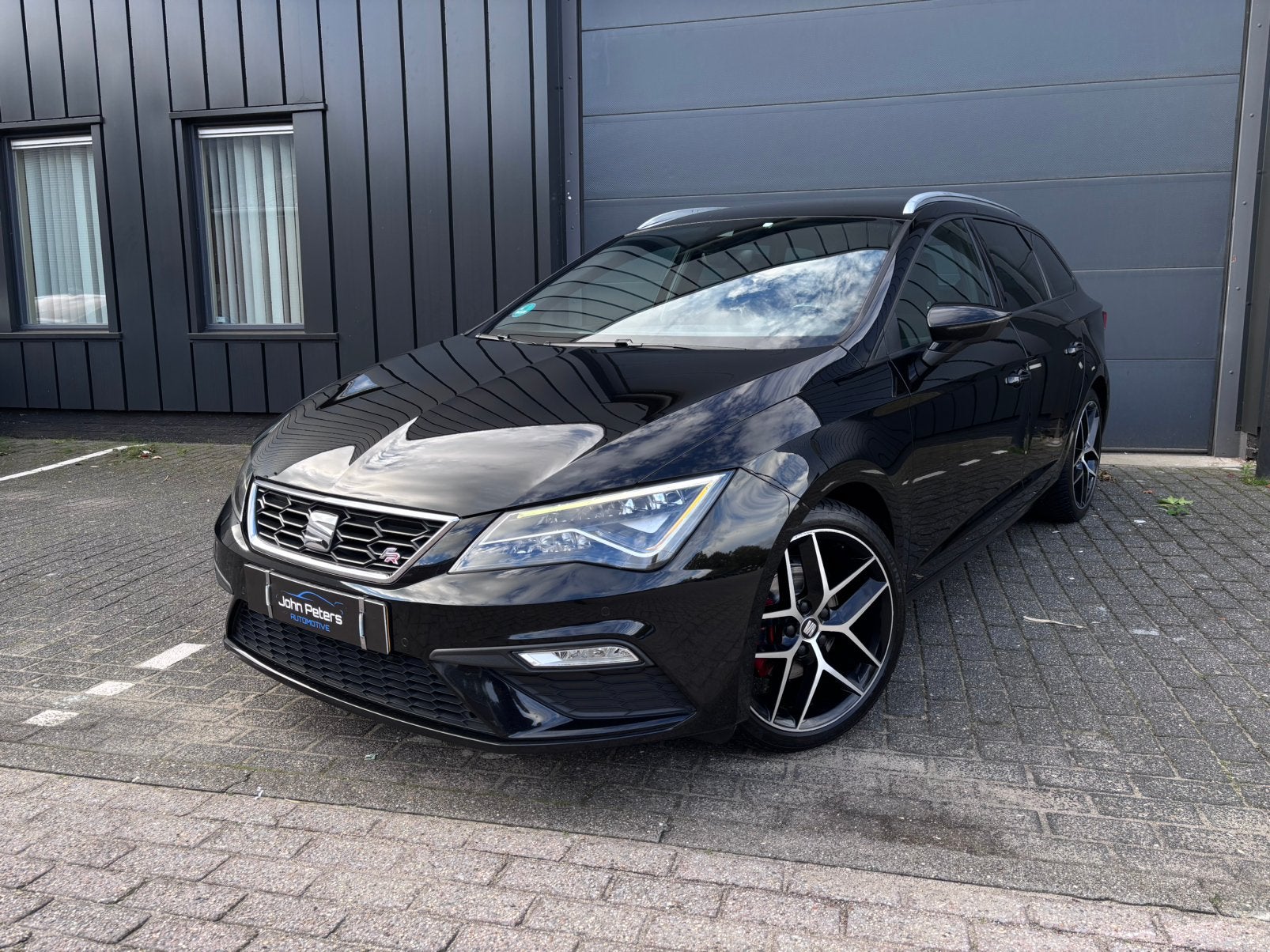 SEAT León