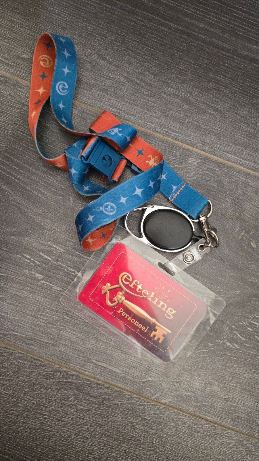 Efteling Personeel Lanyard met Pasje, Ophalen of Verzenden, Gebruikt, Gebruiksvoorwerp