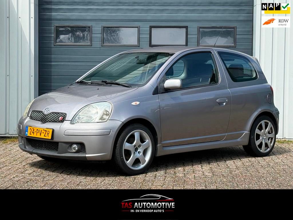 Toyota Yaris 1.5 VVT-i T-Sport AIRCO / 106 PK / NAP, Auto's, Toyota, Voorwielaandrijving, Gebruikt, 31 €/maand, 4 cilinders