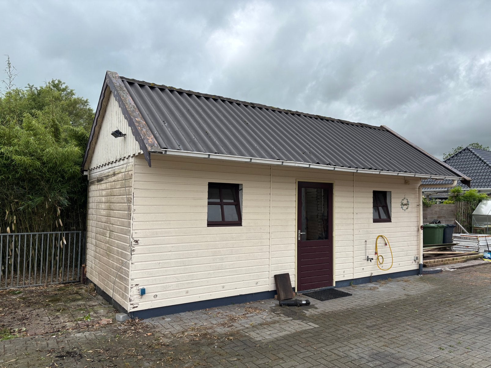 Schuur berging tuinhuisje hok 8x3 meter, Tuin en Terras, Ophalen, Gebruikt, Hout, Overige typen