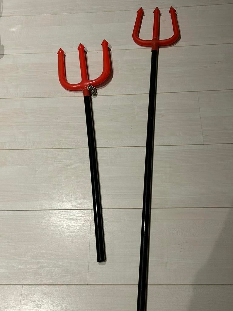 Drietand duivel voor carnaval, Kinderen en Baby's, Carnavalskleding en Verkleedspullen, Ophalen of Verzenden, Zo goed als nieuw