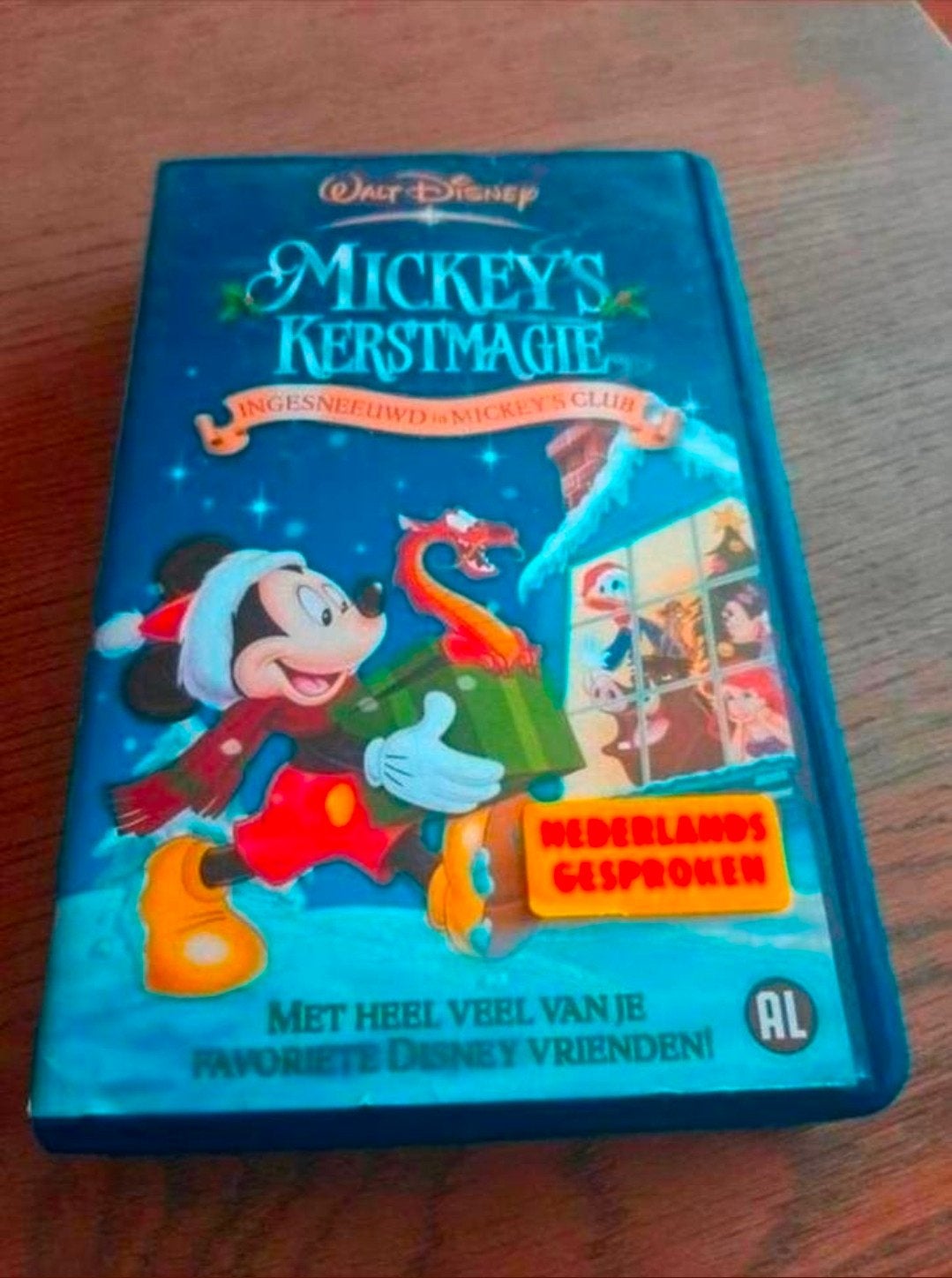 Walt Disney Mickey's Kerstmagie. Videoband., Cd's en Dvd's, VHS | Kinderen en Jeugd, Gebruikt, Tekenfilm, Alle leeftijden, Ophalen of Verzenden