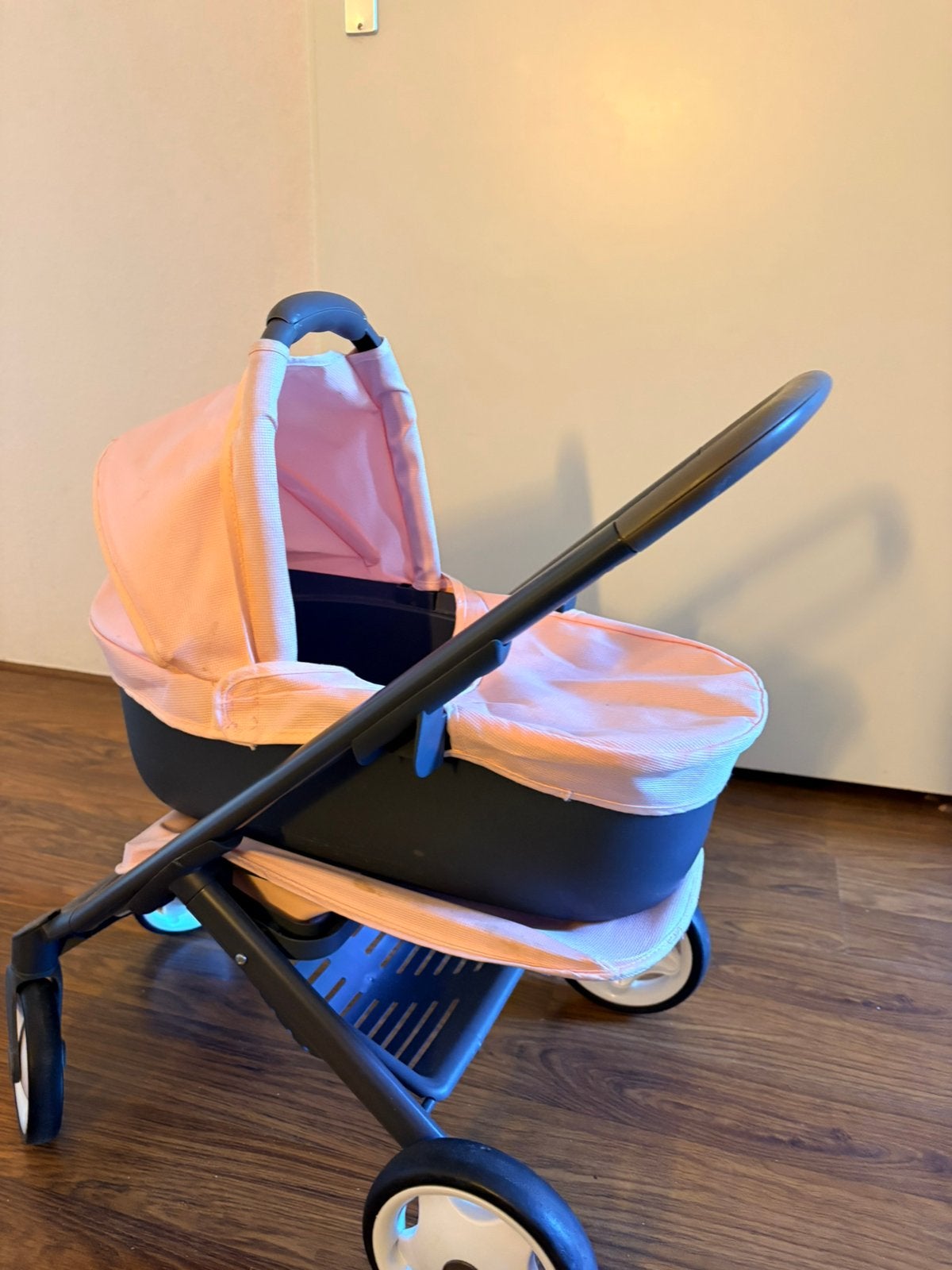 Smoby poppenwagen - maxi cosi roze combi, Kinderen en Baby's, Ophalen, Gebruikt, Babypop
