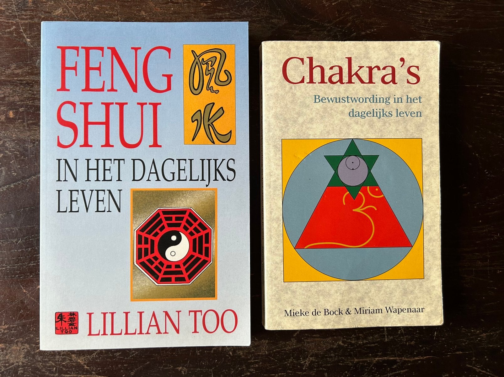M. de Bock - Chakra's + Lillian Too - Feng Shui, Ophalen of Verzenden, M. de Bock, Ontwikkelingspsychologie, Zo goed als nieuw