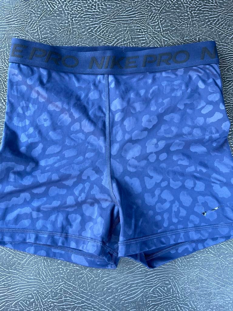 Nike Pro sportbroekje - Maat M, Maat 38/40 (M), Paars, Ophalen of Verzenden, Fitness of Aerobics