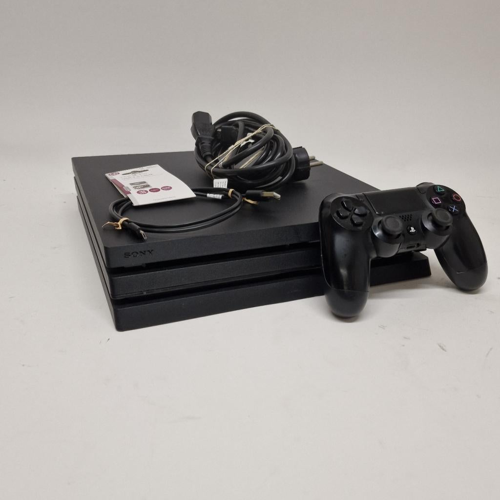 Playstation 4 Pro 1TB Inc Controller | Nette staat, Spelcomputers en Games, Spelcomputers | Sony PlayStation 4, Sony, Zo goed als nieuw