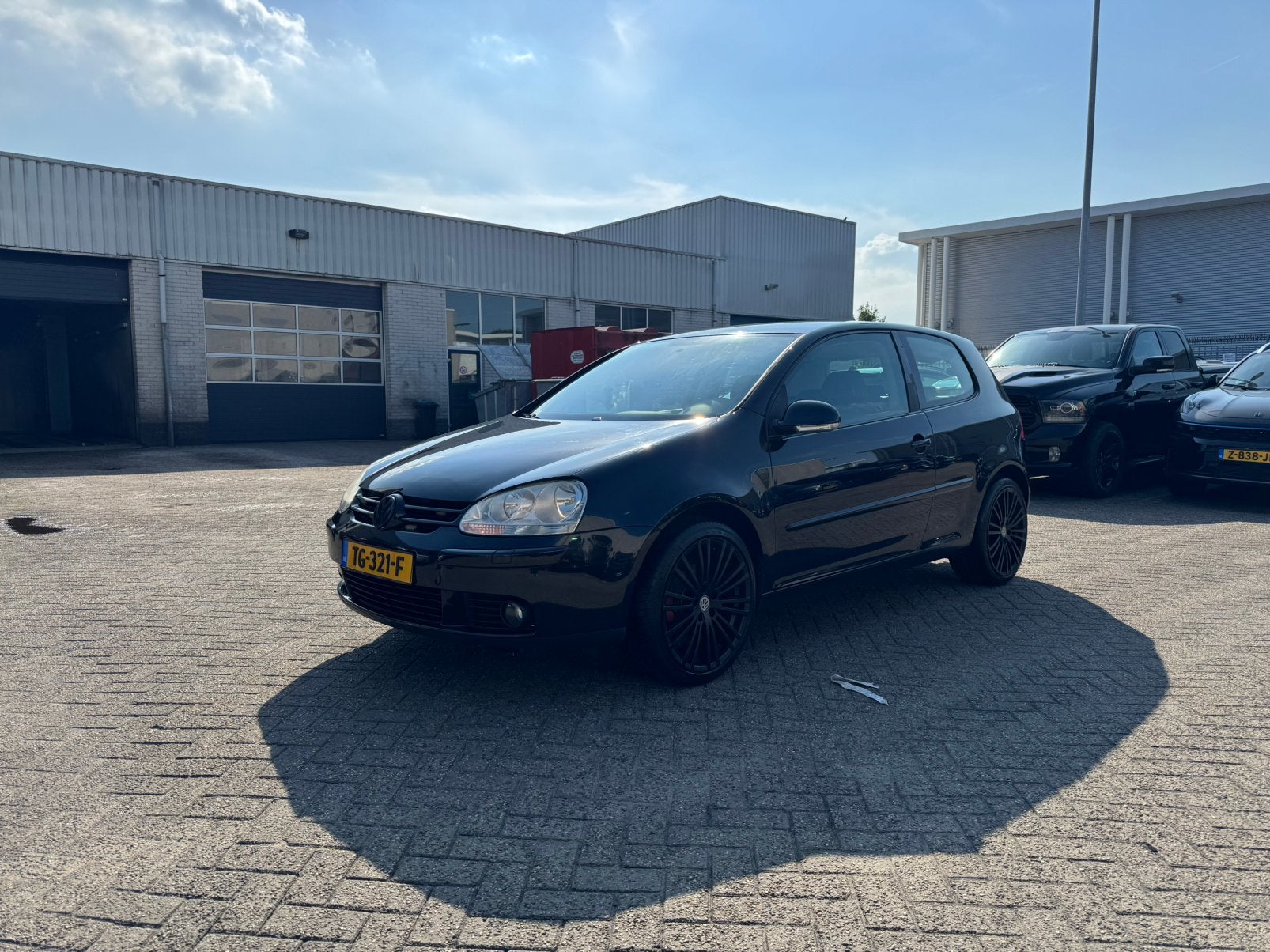 Volkswagen Golf 1.6 airco/apple carplay/ trekhaak, Voorwielaandrijving, Stof, 4 cilinders, 620 kg