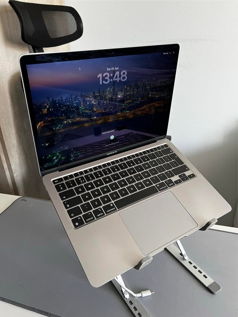 MacBook Air M1 (2020) - Space Grey, Computers en Software, Apple Macbooks, Gebruikt, 256 GB, Qwerty, 8 GB