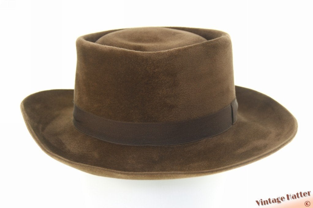 Druppelvormige gambler hoed Furtex bruin zacht fluweel 56, Hoed, Ophalen of Verzenden, Furtex, 57 cm (M, 7⅛ inch) of minder