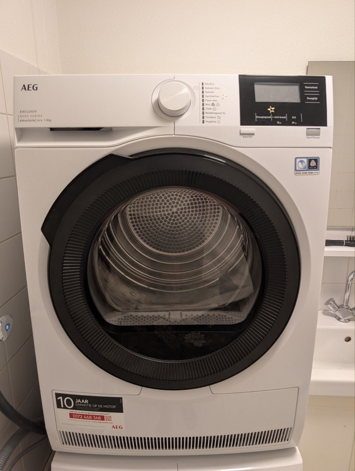 Warmtepomp droger: AEG 8000 series absolute care (8 kg), Ophalen, 6 tot 8 kg, Anti-kreukfase, Zo goed als nieuw