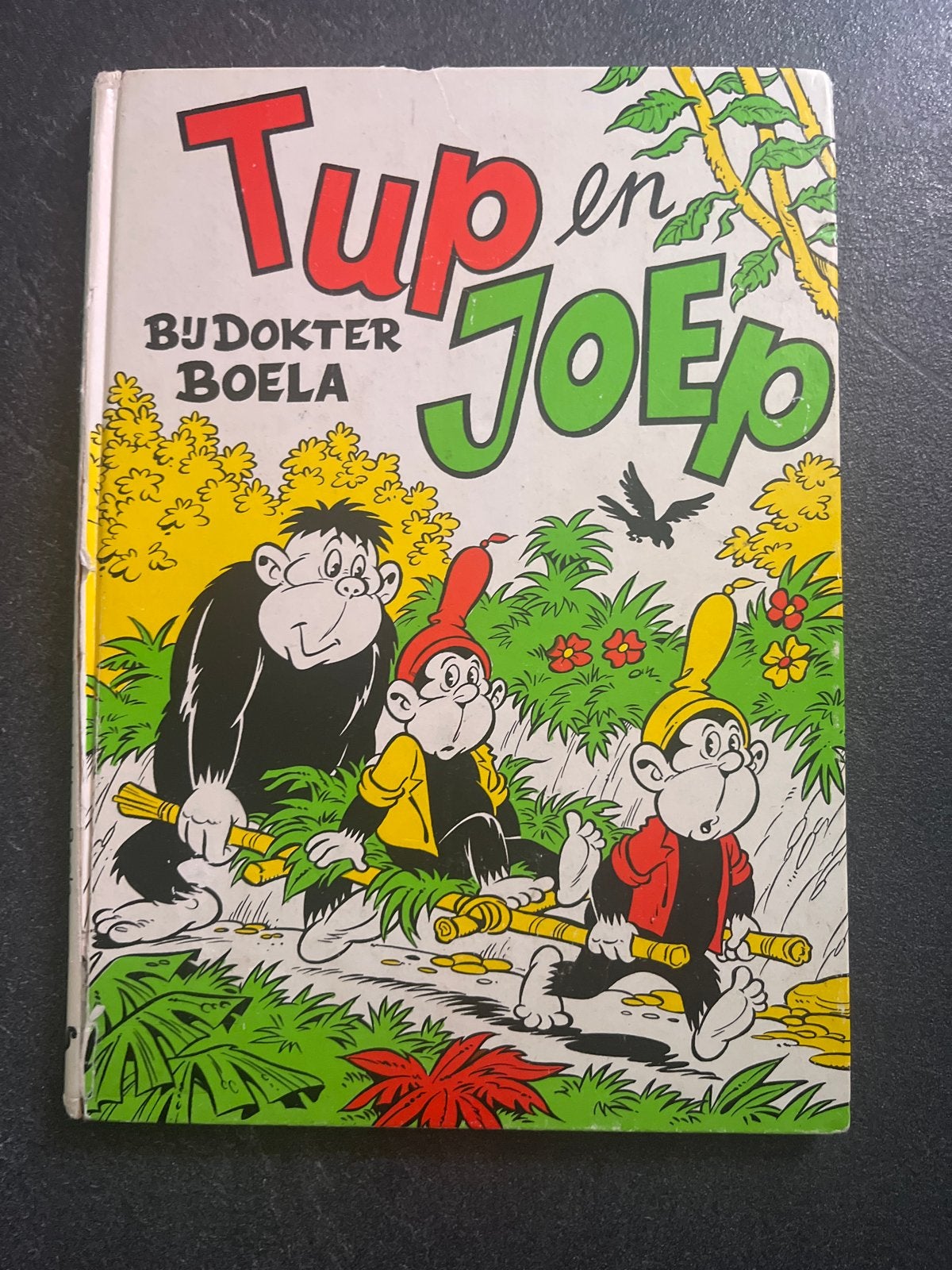 Tup en Joep door Dokter Boela - Vintage Stripboek, Boeken, Eén stripboek, Ophalen of Verzenden, Gelezen
