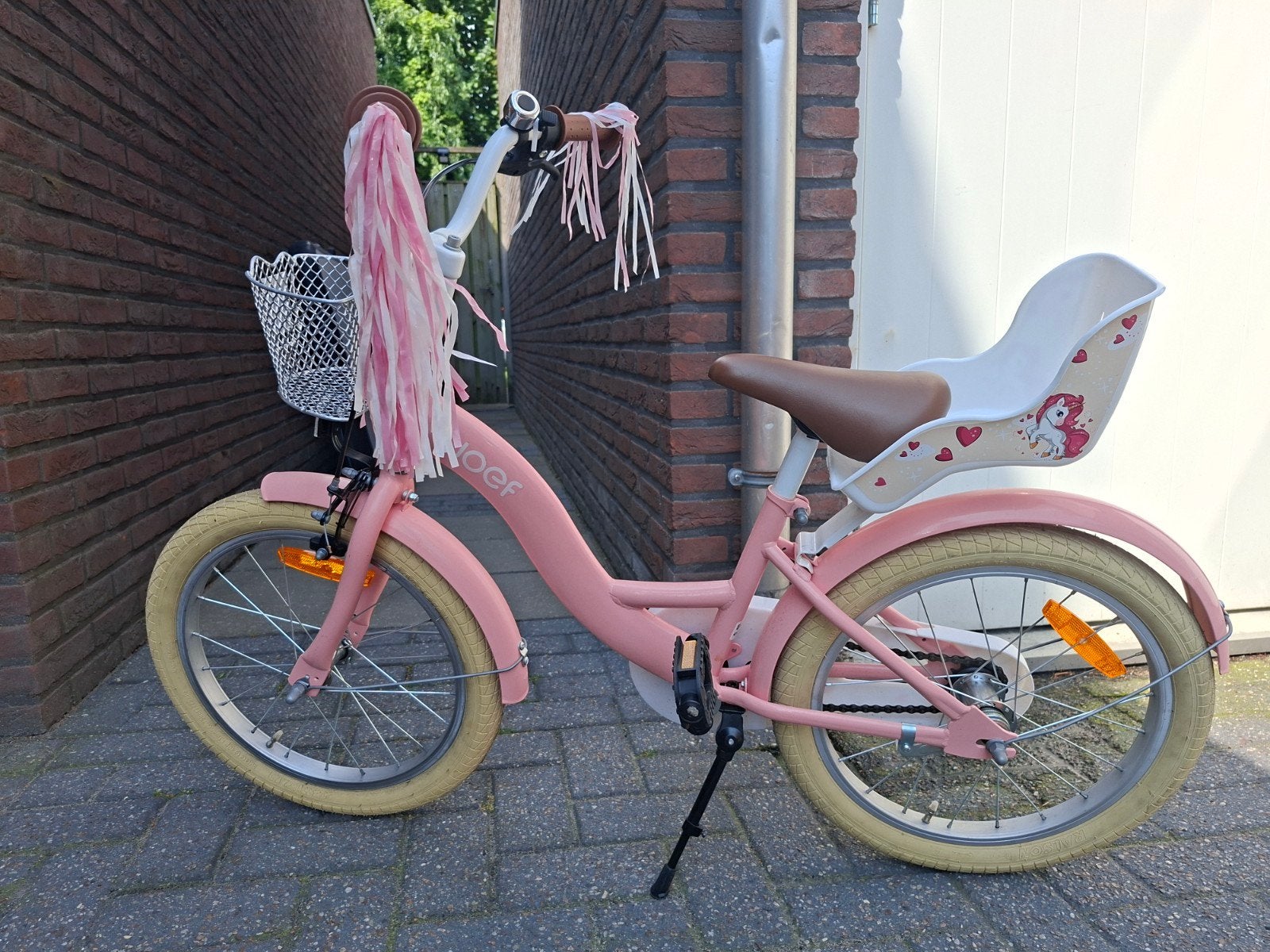 meisjesfiets Sjoef Dolly 18 inch, Fietsen en Brommers, Fietsen | Meisjes, Terugtraprem, Ophalen of Verzenden, Zo goed als nieuw