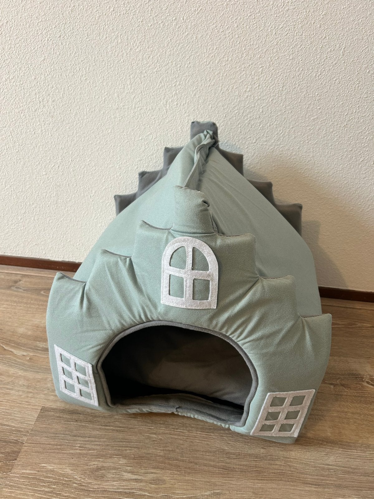 Grachtenpand honden-/kattenmand, Ophalen, Zo goed als nieuw, Stof