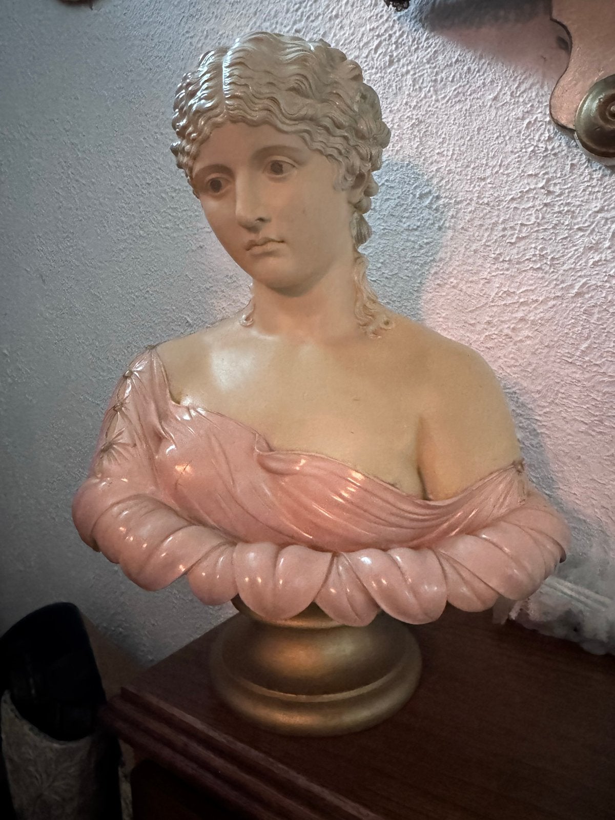 Klassieke buste van een vrouw - elegant en tijdloos, Antiek en Kunst, Ophalen, Gips, Buste, 20 - 50 cm