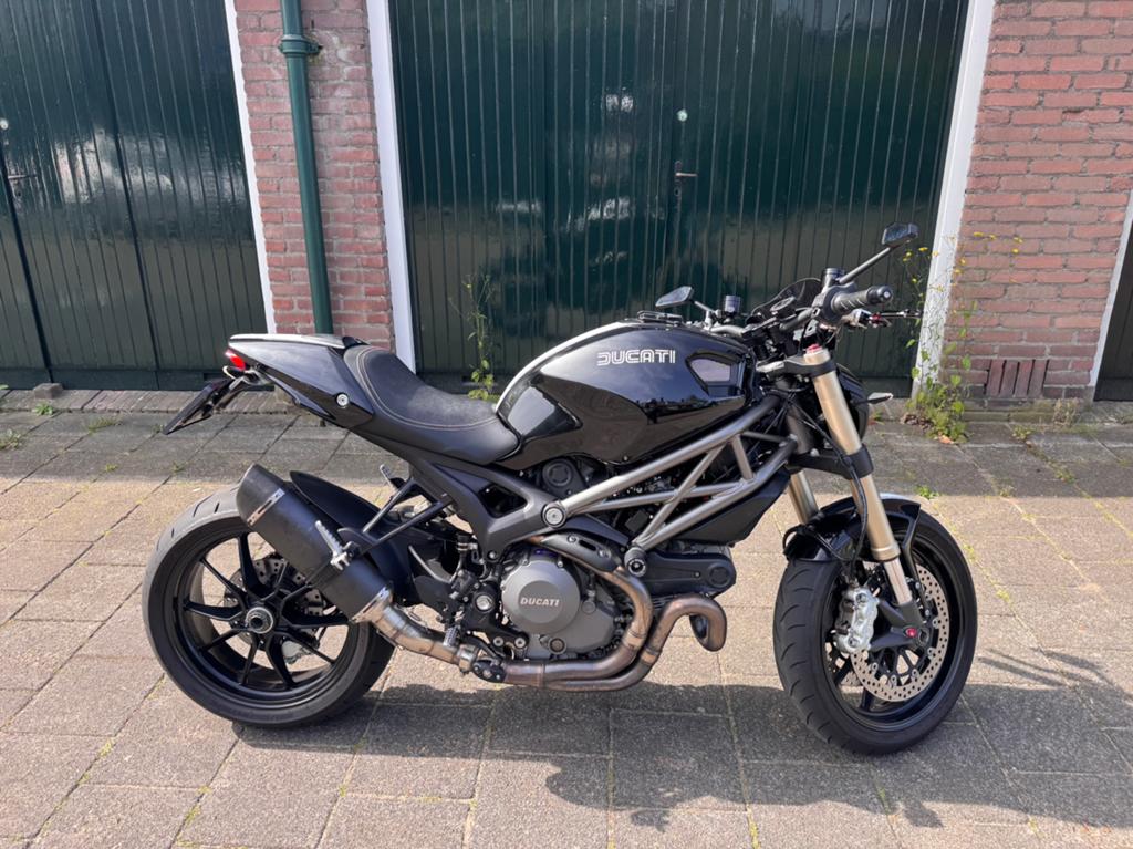 Ducati Monster 1100 ABS | 2013 | 36.537 km | Recent Desmo, Motoren, Motoren | Ducati, 2 cilinders, Motorrijbewijs A, Particulier