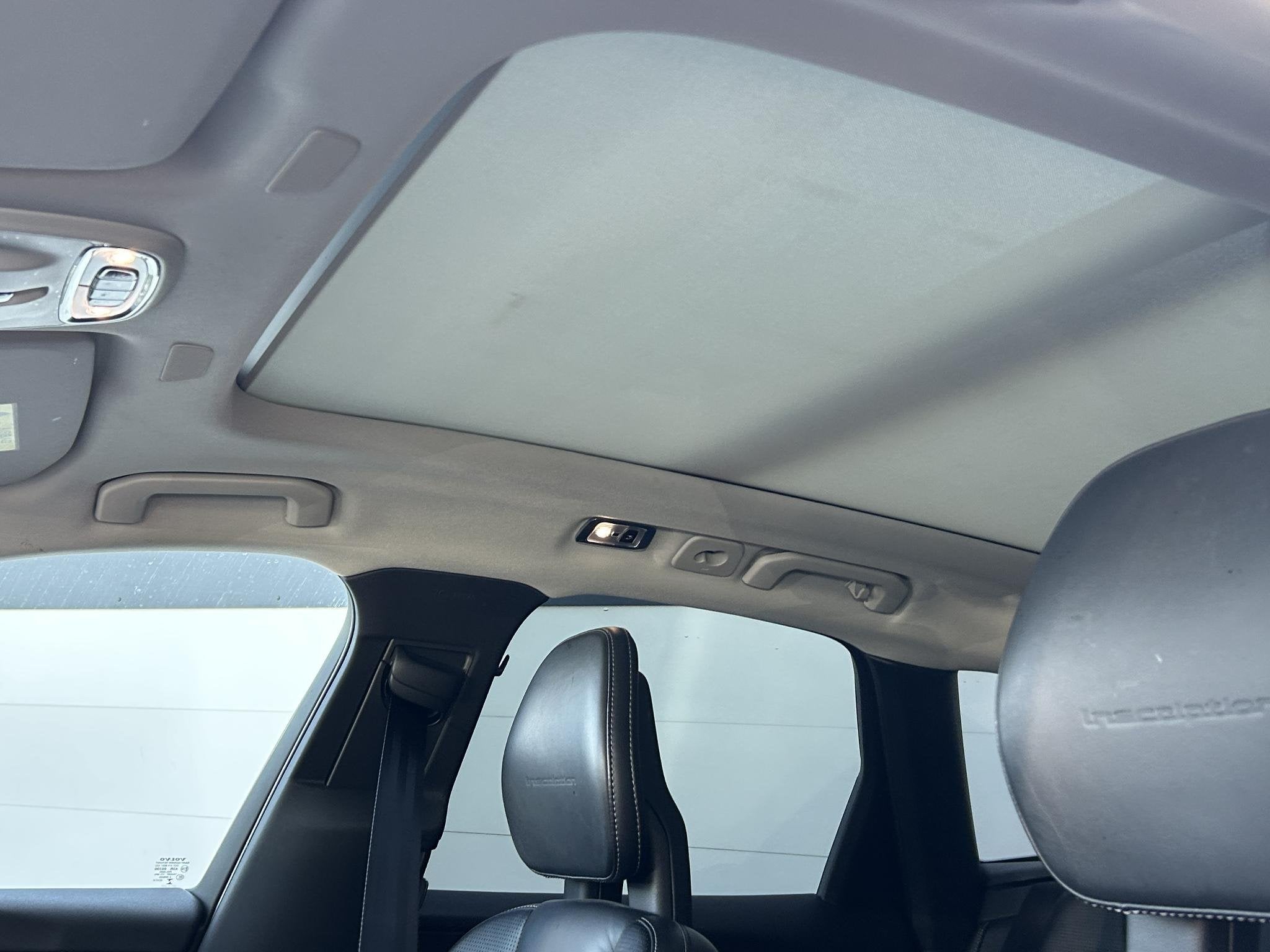 Foto 15 van Volvo XC60 2.0 T8 Twin Engine AWD Inscription | Panoramadak