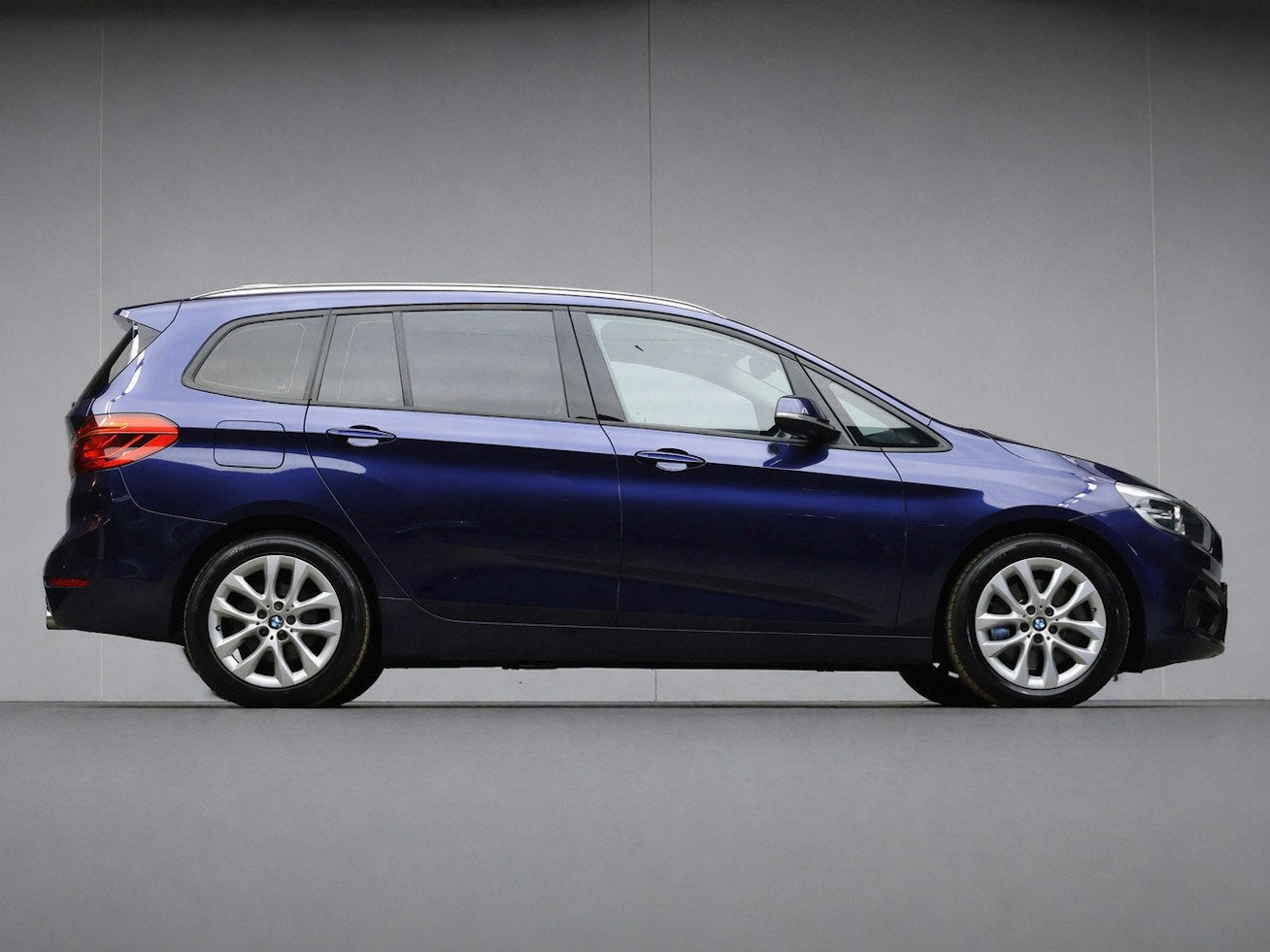 Foto 6 van BMW 2-serie Gran Tourer 220i Centennial High Executive 7p. S