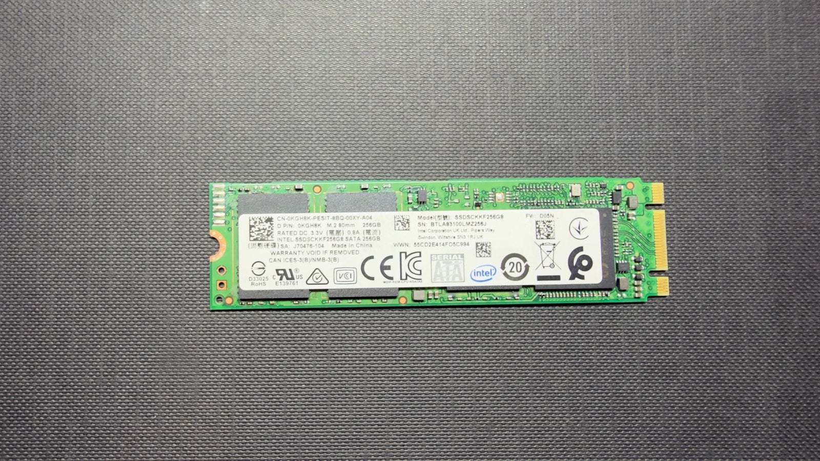 Intel 256GB M.2 SATA SSD 540s Series, Ophalen of Verzenden, Gebruikt, Laptop, SSD