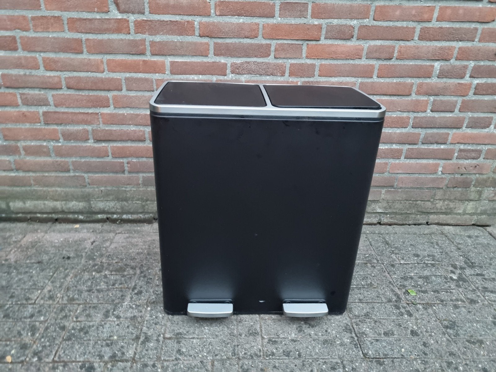 Duo Prullenbak - Zwart met 2 compartimenten, 50 – 75, Met pedaal, 40 liter of meer, Ophalen of Verzenden