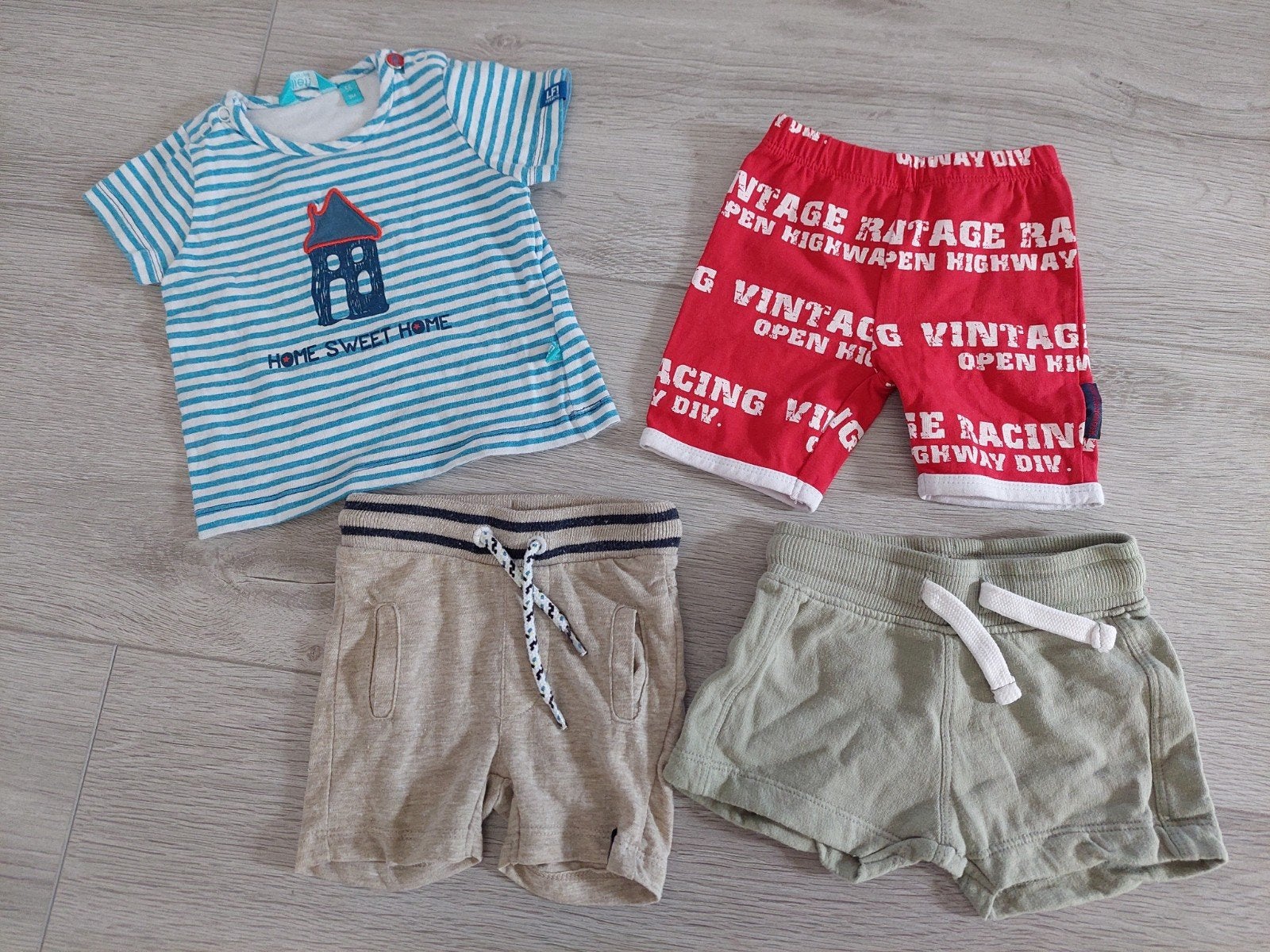 Korte broeken maat 56 jongen shorts korte broek short per st, Ophalen of Verzenden, Zo goed als nieuw, Jongetje, Broekje