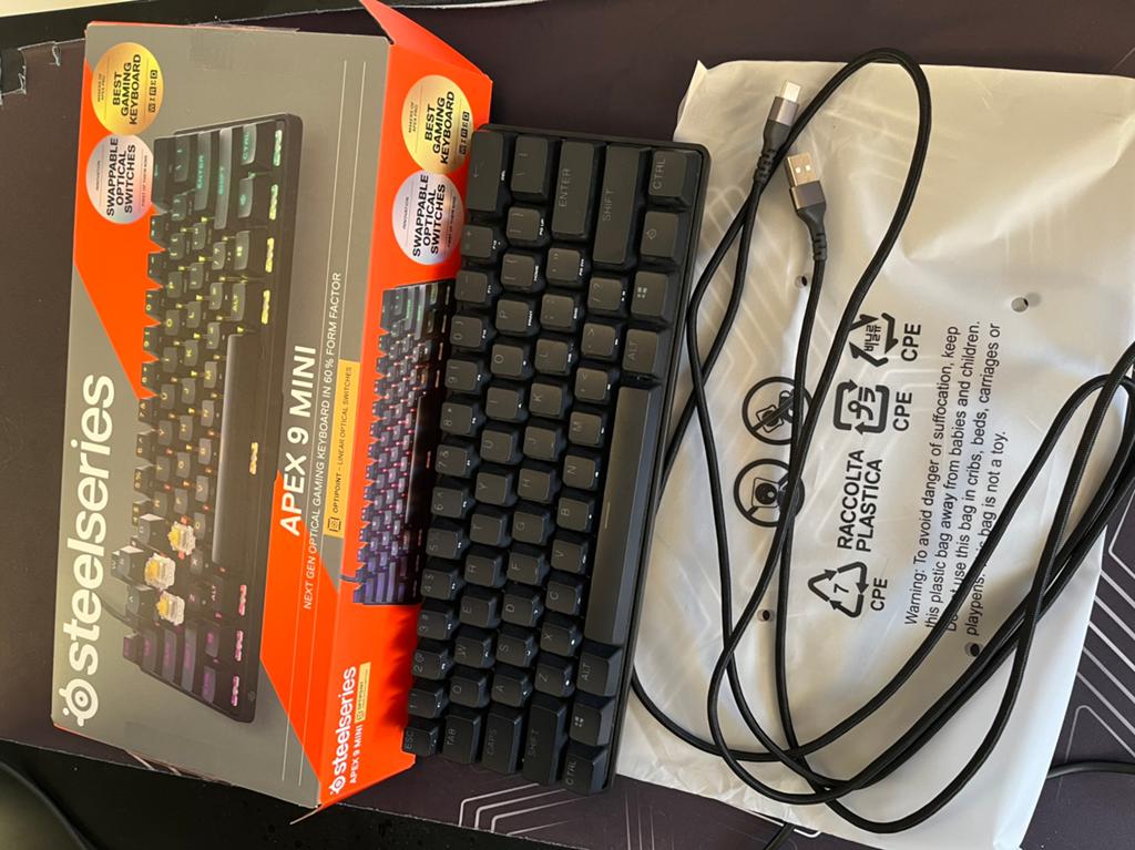 Apex nine mini, Computers en Software, Toetsenborden, Zo goed als nieuw, Bedraad, Ophalen of Verzenden