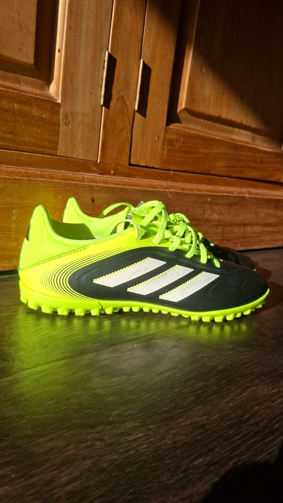 Adidas Copa Voetbalschoenen Maat 42 - Zo goed als nieuw, Schoenen, Nieuw, Maat M, Ophalen of Verzenden