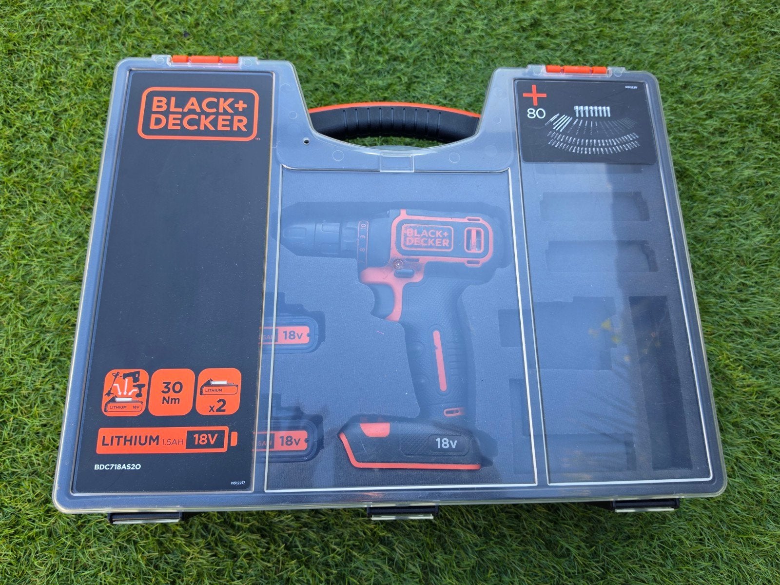 Black & Decker accuboormachine incl 2 defecte accu's
