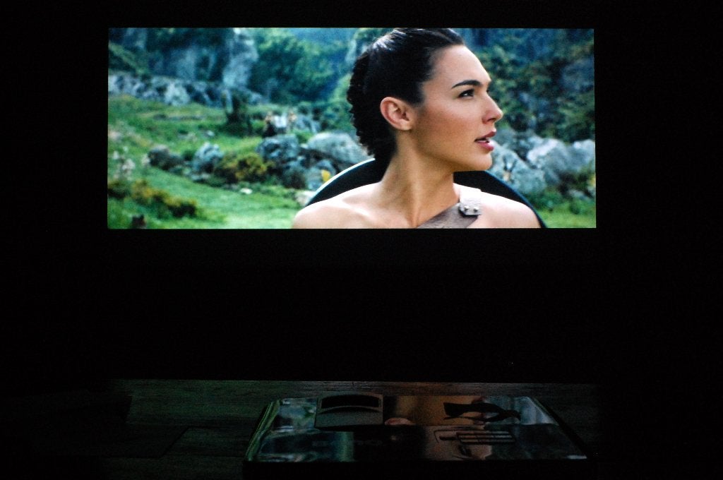 (zie fotos) 1080P/FULLHD/3D beamer Benq TH681! Heel scherp!, BENQ FULLHD, Ophalen of Verzenden, Zo goed als nieuw, DLP