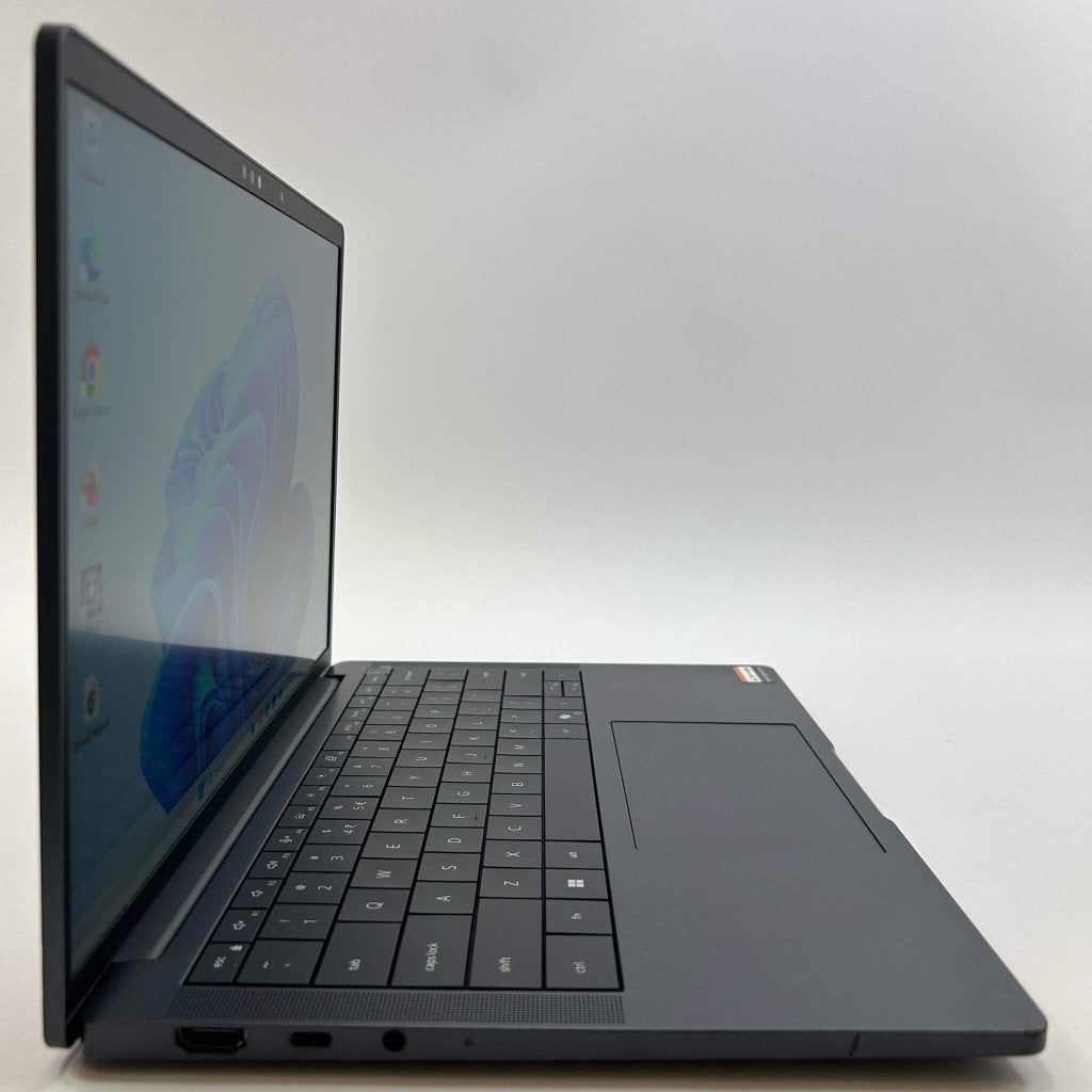 Dell Pro 14 Premium | Core Ultra 5 236V | 16GB | 256GB, 256 GB, Qwerty, Refurbished, 14 inch