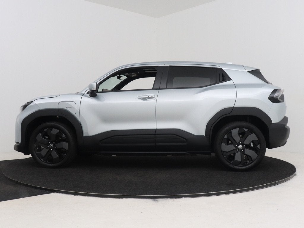 Toyota Urban Cruiser Executive 61 kWh 0001562788 (bj 2026), Auto's, Toyota, 12 maanden, Zwart, Leder en Stof, Urban Cruiser