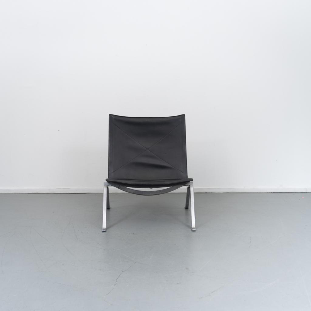 4 Fritz Hansen PK22 Fauteuil Zwart Leer - Staal, Huis en Inrichting, Fauteuils, Niet ingevuld, Gebruikt, Minder dan 75 cm, Niet ingevuld