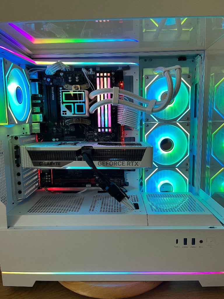 Garantie! ~ Game pc Ryzen 7, RTX 5070, 32GB RAM, 1TB SSD, 32 GB, Zelf gebouwde pc, Virtual Reality, Ophalen of Verzenden