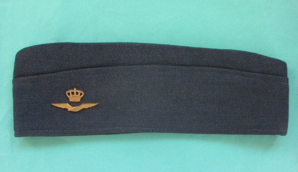 Nederlandse Luchtmacht kepi. Schuitje. Veldmuts. kepie., Ophalen of Verzenden, Luchtmacht, Nederland, Helm of Baret