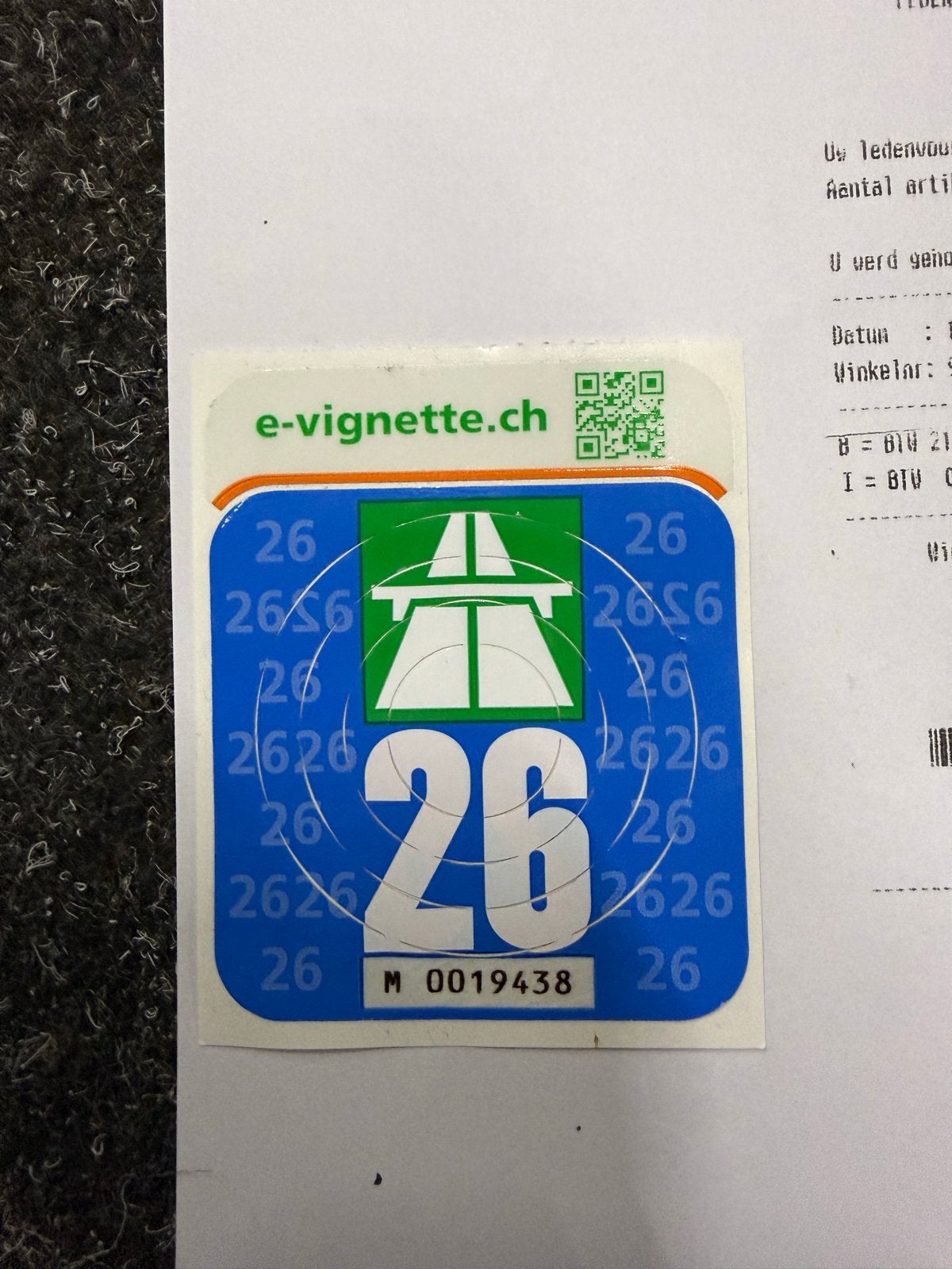 Vignet Zwitserland 2026 met kopie bon, Drie personen of meer