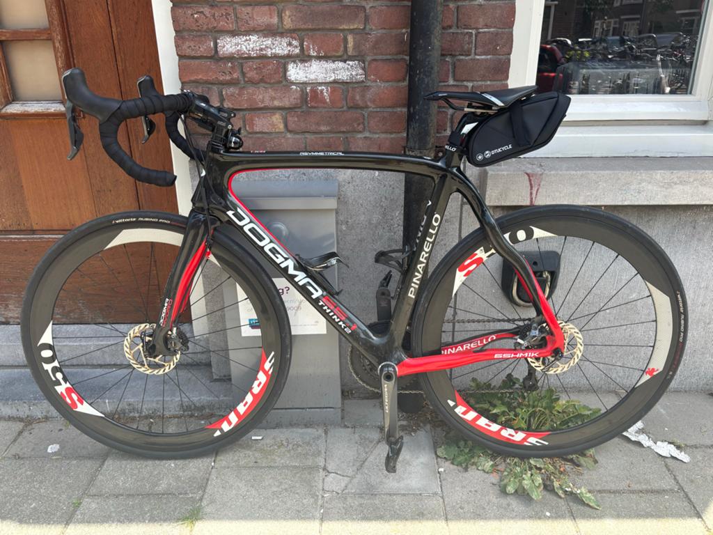 Pinarello Dogma 65.1 Think2 - Maat 54, Fietsen en Brommers, 28 inch, Zo goed als nieuw, Meer dan 20 versnellingen, Schijfrem