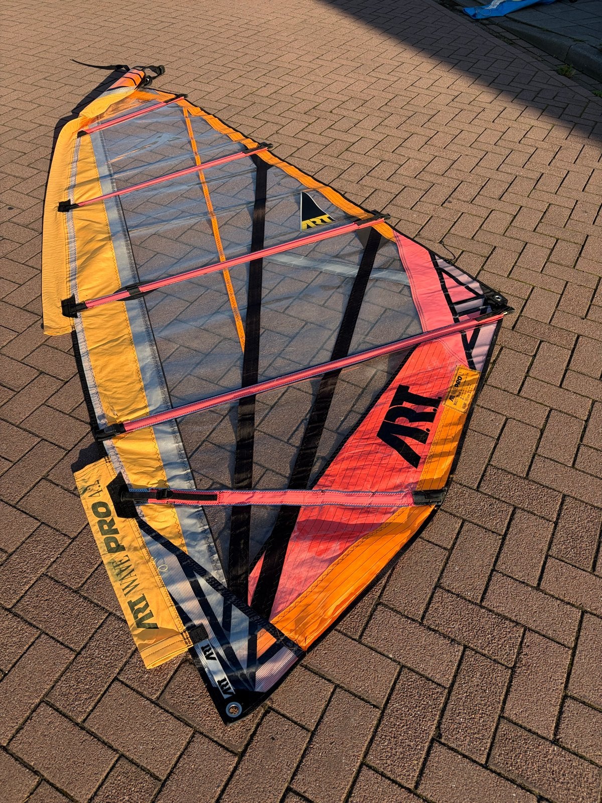 Windsurfzeilen set ART en Neilpryde, Watersport en Boten, Ophalen, Met zeil(en), Gebruikt, 6.5 m² tot 8 m²
