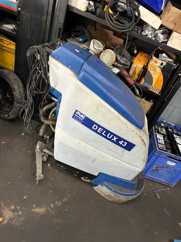 Schrobmachine 220V - Werkt, heeft nazicht nodig, Ophalen of Verzenden, Gebruikt, Schrobmachine