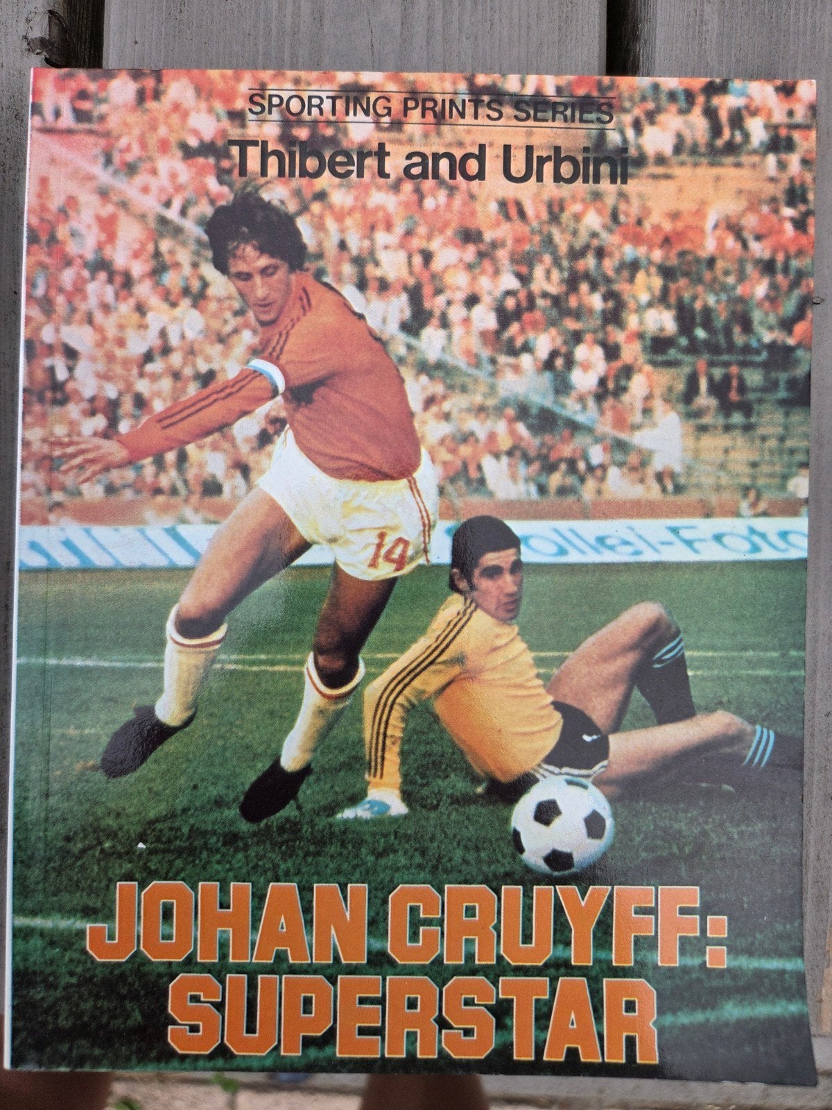 Johan Cruyff Superstar en De Ajacieden, Ophalen, Gelezen, Maarten de Vos, Balsport