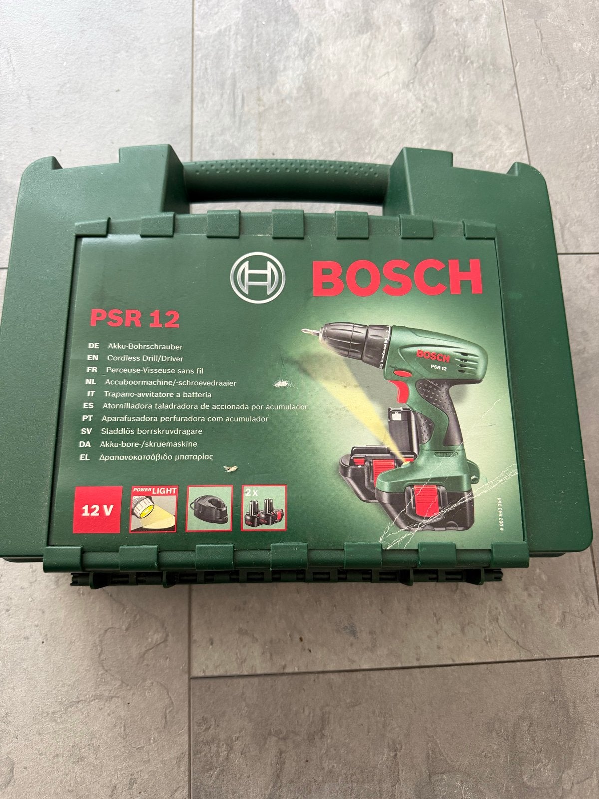 Bosch PSR 12 Accuboormachine met 2 accu's en lader, Doe-het-zelf en Verbouw, Ophalen, Gebruikt, Variabele snelheid, Boor- en Schroefmachine