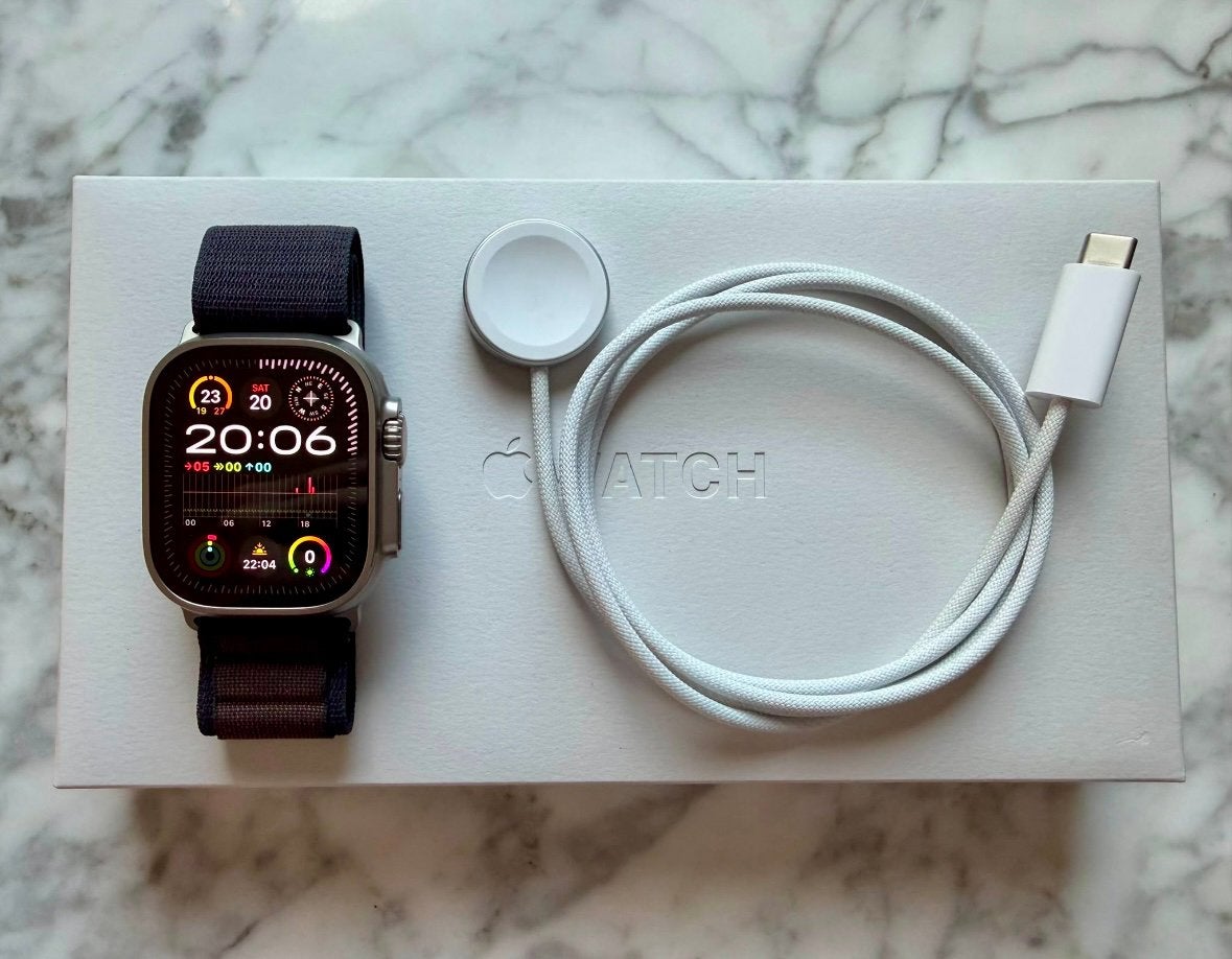 Apple Watch Ultra 2 49mm - incl. doos & lader - nette staat, Ophalen of Verzenden, Zo goed als nieuw, IOS