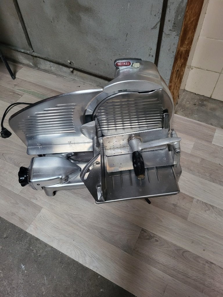 Snijmachine Berkel, Ophalen, Gebruikt, Zilver, Metaal