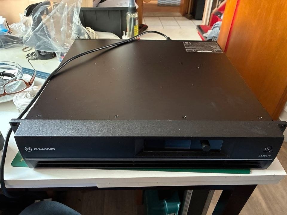 Dynacord L1300FD DSP, Ophalen, Zo goed als nieuw, 1000 watt of meer