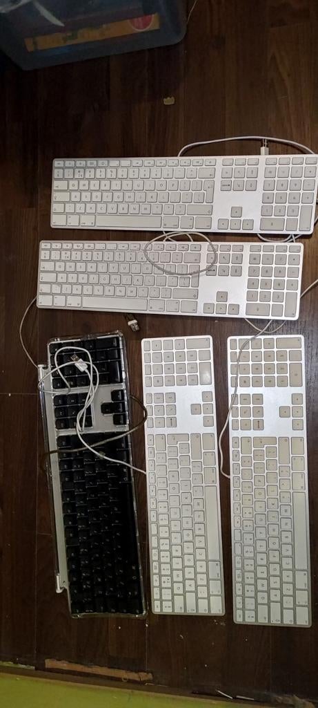 5 Apple toetsenborden, .., .., Gebruikt, Apple